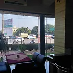 Jayshree Executive Restaurant & Lodge