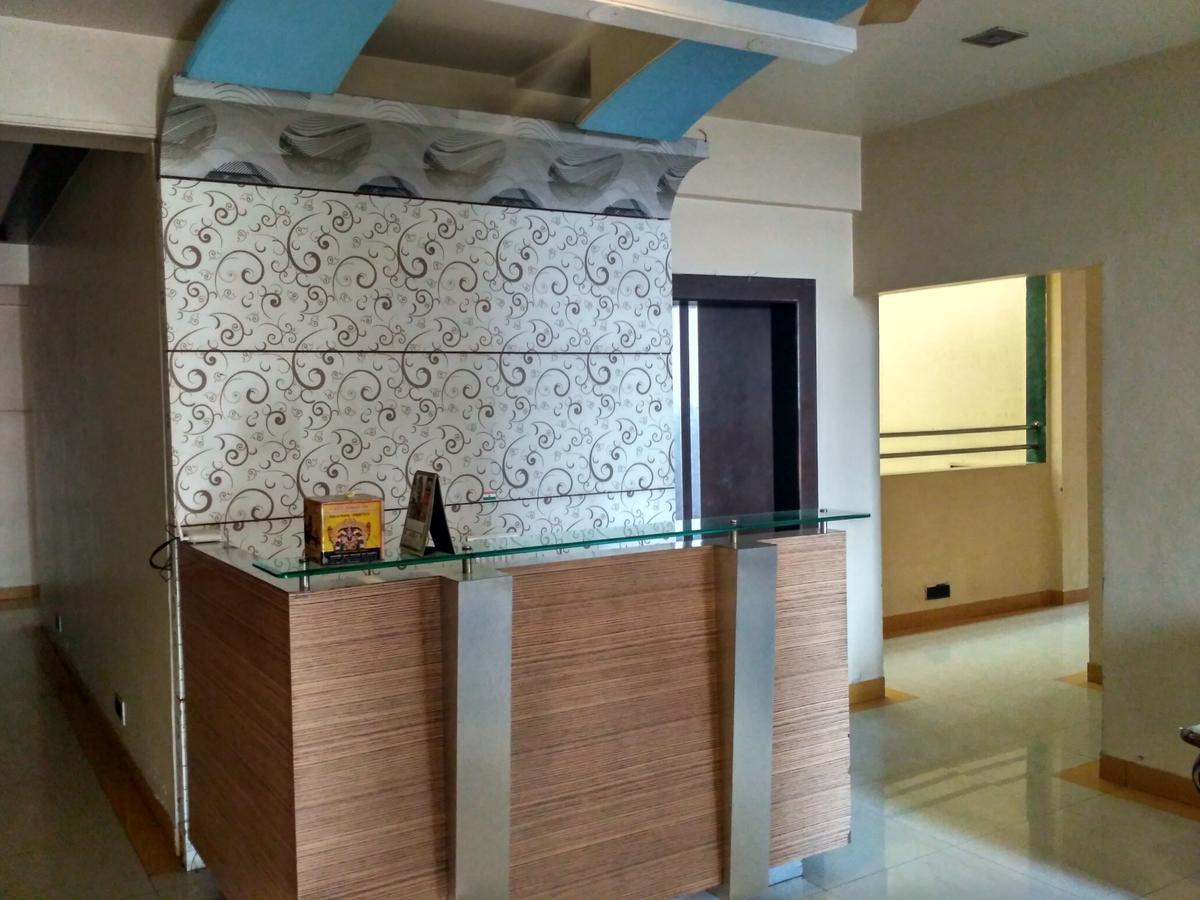 Hotel Jayshree Executive Restaurant & Pune